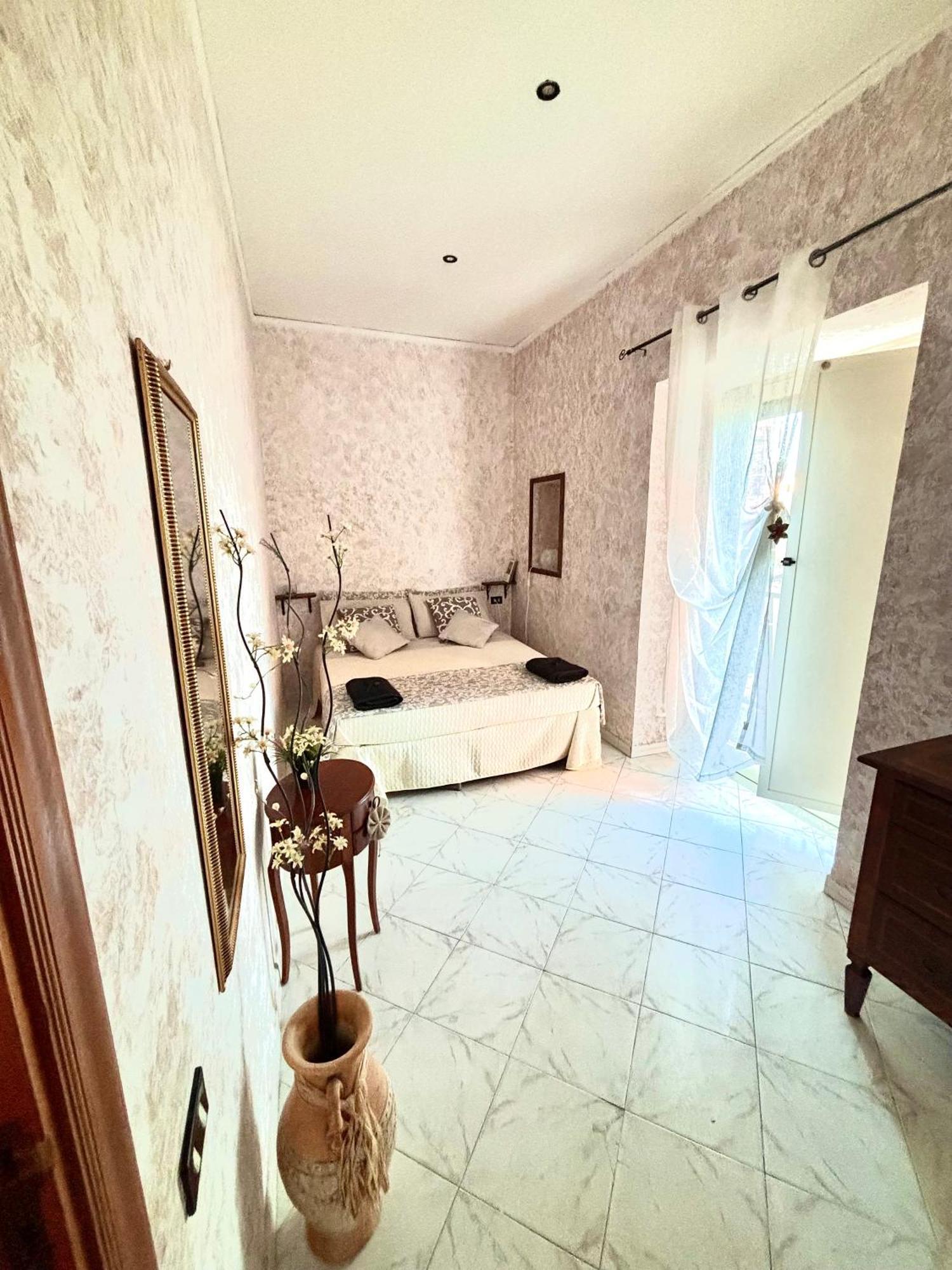 Rian House Appartement Napels Buitenkant foto