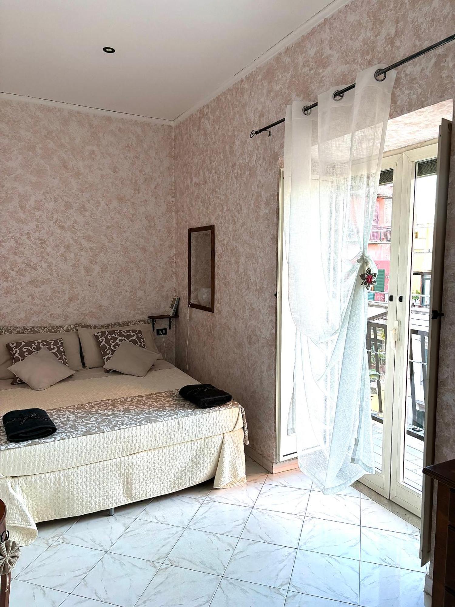 Rian House Appartement Napels Buitenkant foto